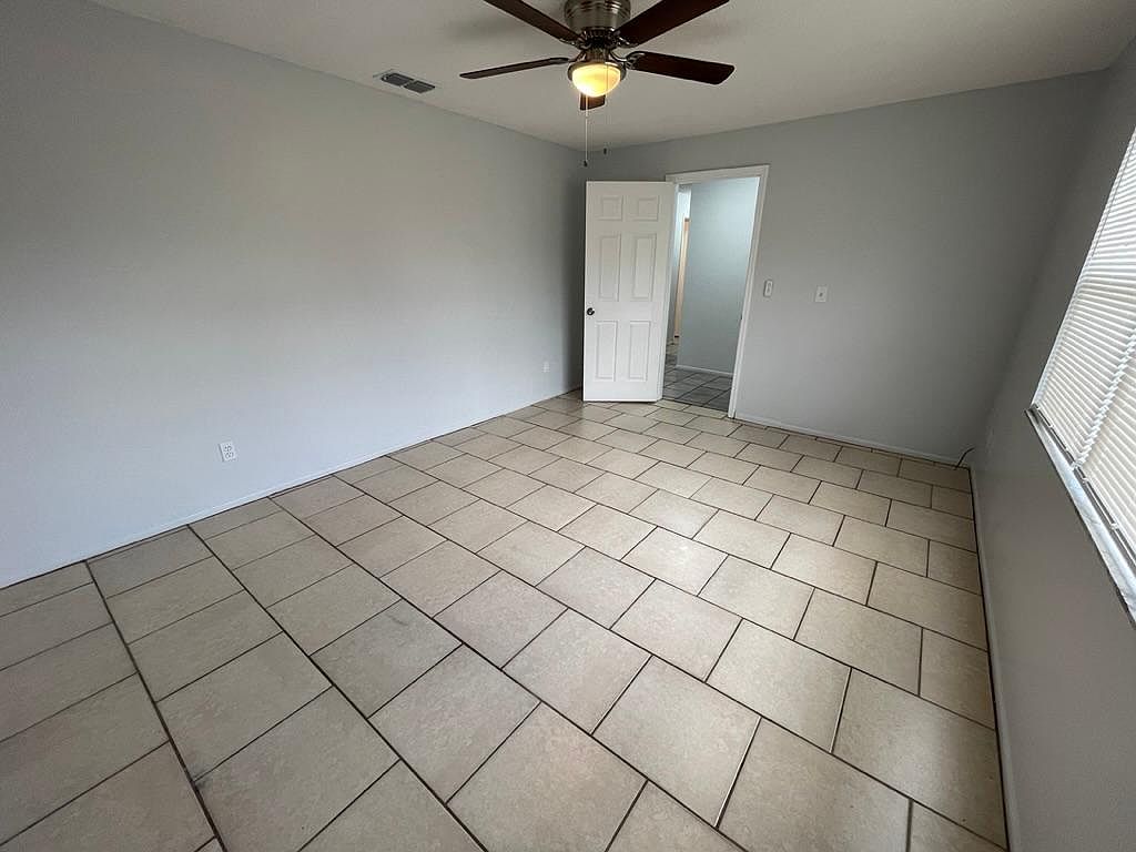 2801 Avenue U NW, photo 10